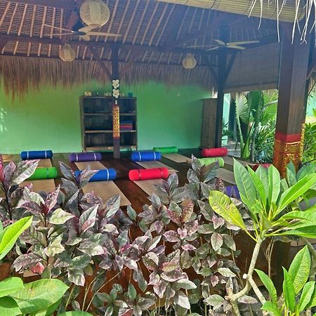 Island Garden Huts Lembongan Bed and Breakfast Nusa Lembongan Exteriör bild