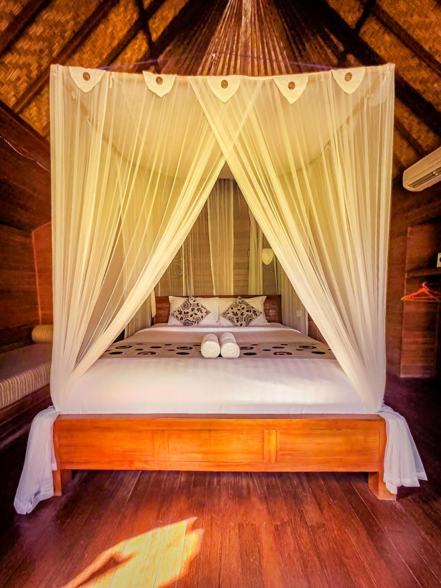 Island Garden Huts Lembongan Bed and Breakfast Nusa Lembongan Exteriör bild